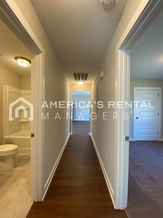 Building Photo - MOVE IN SPECIAL!!! - Wonderful Home for Rent in Talladega, AL... Available to View Now!!! - Sign ...