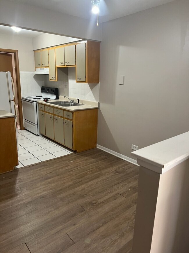 Building Photo - 4127 S Harlem Ave