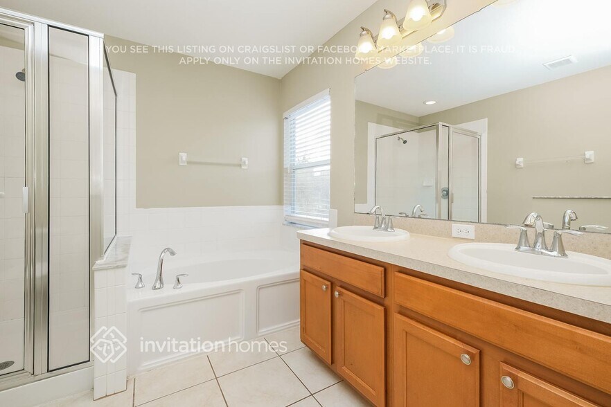 Building Photo - 7530 Maroon Peak Dr