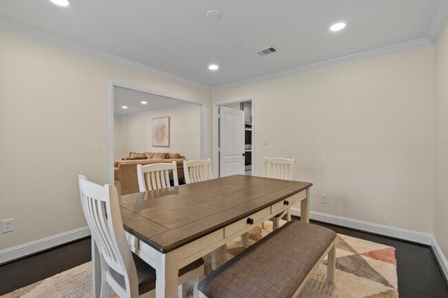 Building Photo - 2402 Chimney Rock Rd