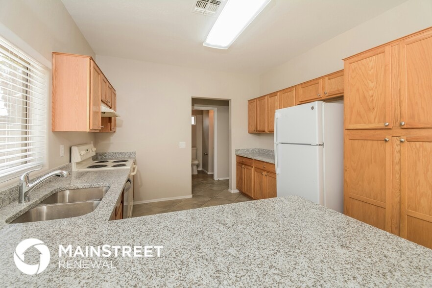 Building Photo - 16203 W Banff Ln