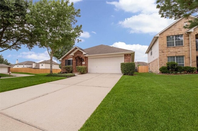 Building Photo - 12130 Piney Bend Dr