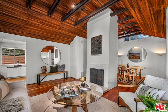 Building Photo - 10546 Selkirk Ln