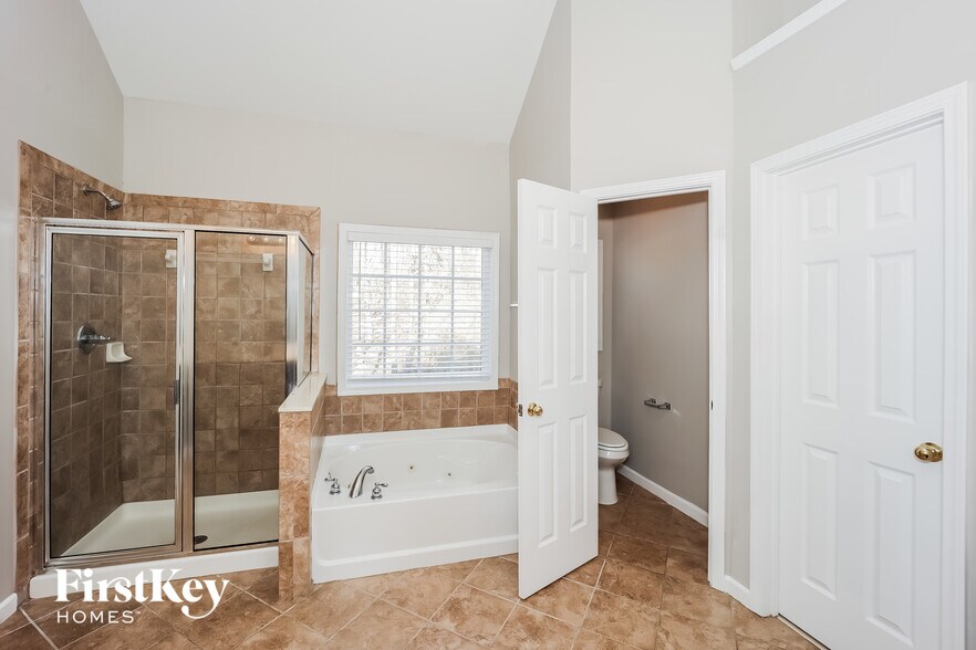 Building Photo - 344 Mistine Ct