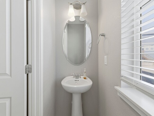 Building Photo - Newer 3-Bedroom Home with Fenced Yard, A/C, Attached Garage!