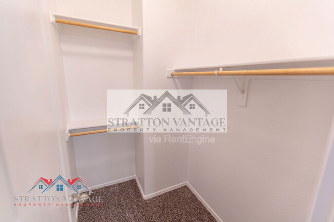 Building Photo - 900 S 94th St