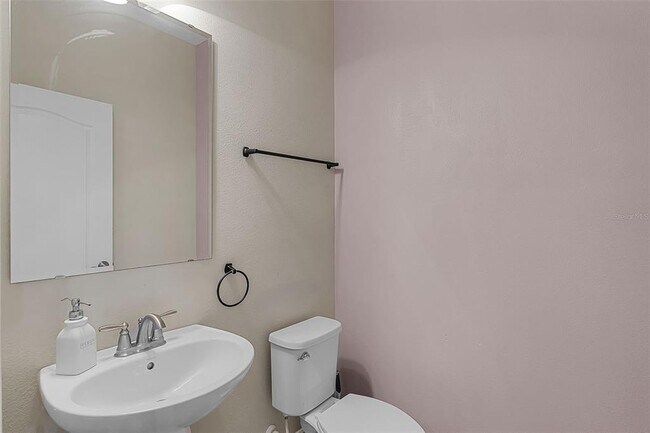 Building Photo - 17453 Chateau Pine Way