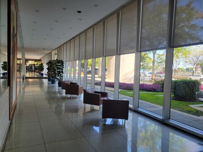 Building Photo - 3600 N Lake Shore Dr