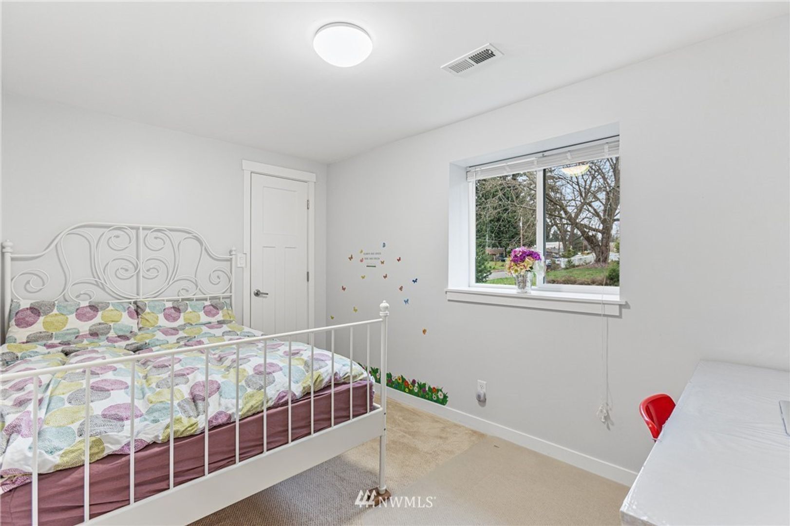 Building Photo - 4 Bed 2 Bath Home in Mountlake Terrace!