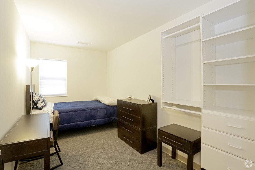 The Waterfront Apartments 2900 River Dr Moline IL 61265 Apartment