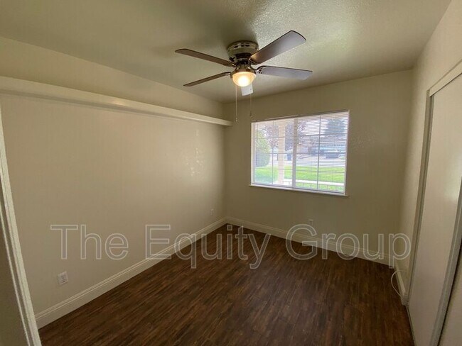 Building Photo - 4300 E Feemster Ave