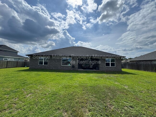 Building Photo - 5641 Micanopy Dr