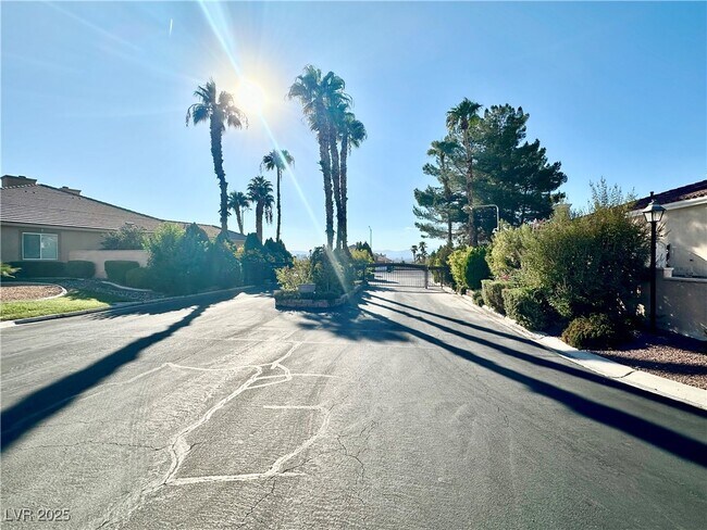 Building Photo - 6745 Keren Marie Ave