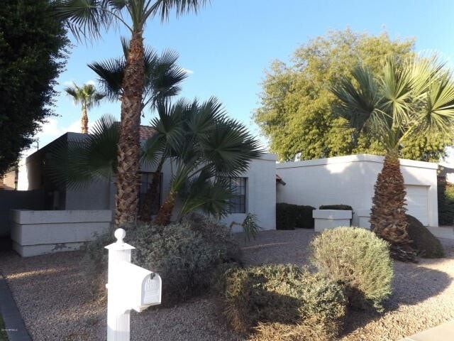 Building Photo - COMING SOON - CONVENIENT CHANDLER LOCATION - NO HOA!!!!
