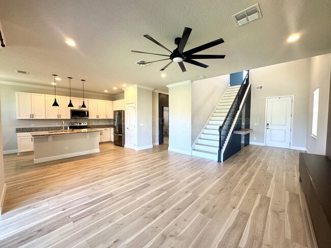 Building Photo - 3615 Voyager Ln