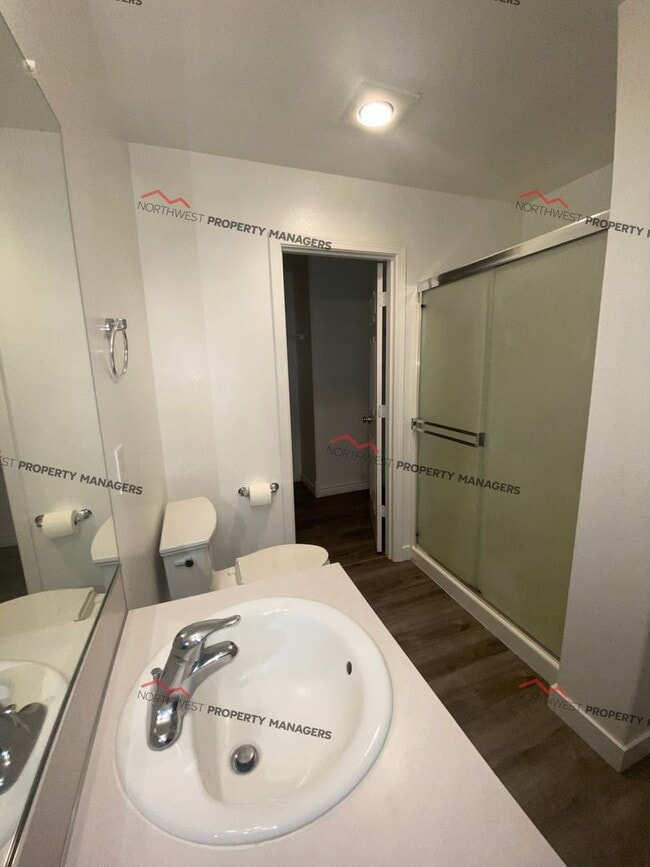 Building Photo - STATUS: *RENTED* | R256 | $2500