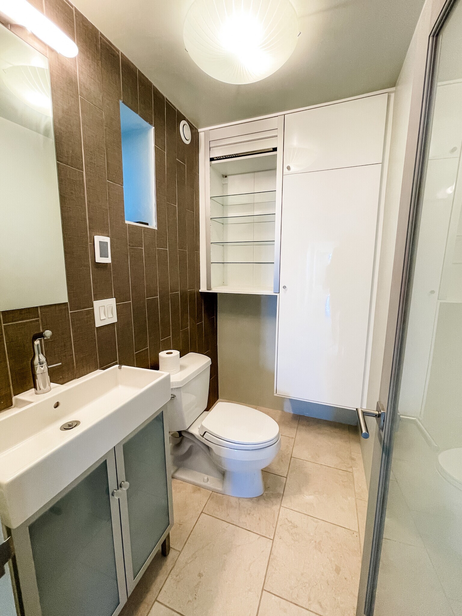 Building Photo - 415 W Mercer St