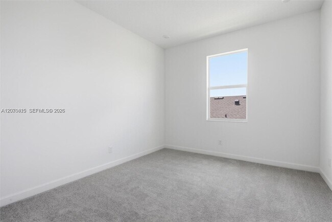 Building Photo - 1548 Stockbridge St