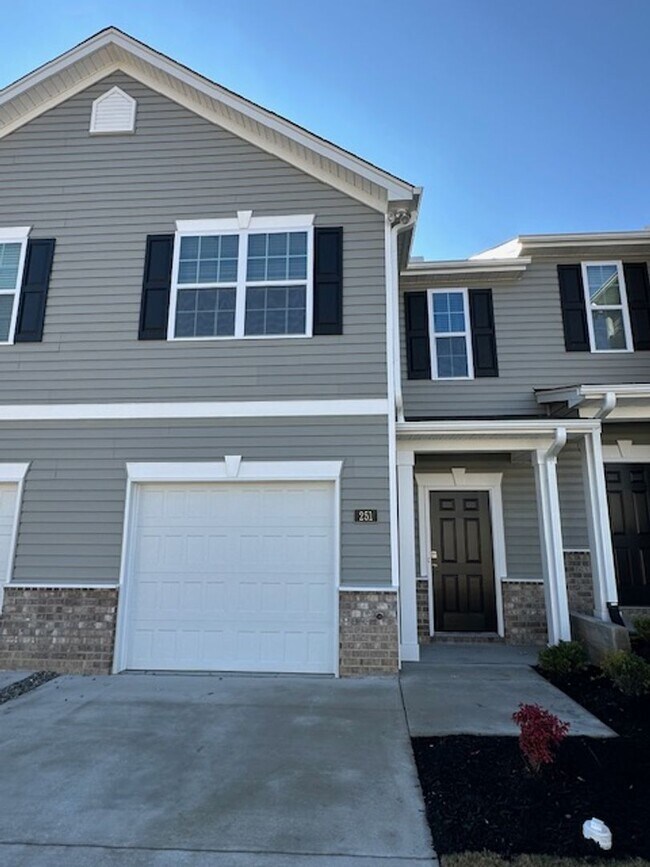 Building Photo - Graham