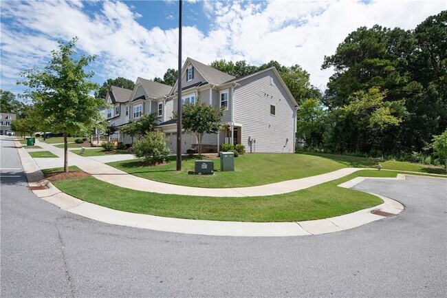 Building Photo - 3363 Park Pointe Cir