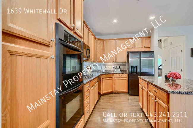 Building Photo - 1639 Whitehall Dr