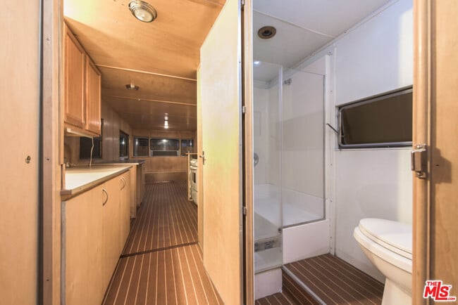 Building Photo - 272 N Topanga Canyon Blvd