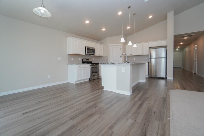 Building Photo - 3154 N Greengate Wy