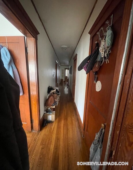 Building Photo - 63 Pinckney St