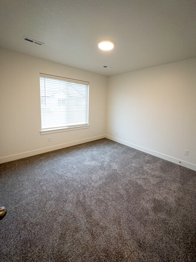Building Photo - 2028 N 3930 W