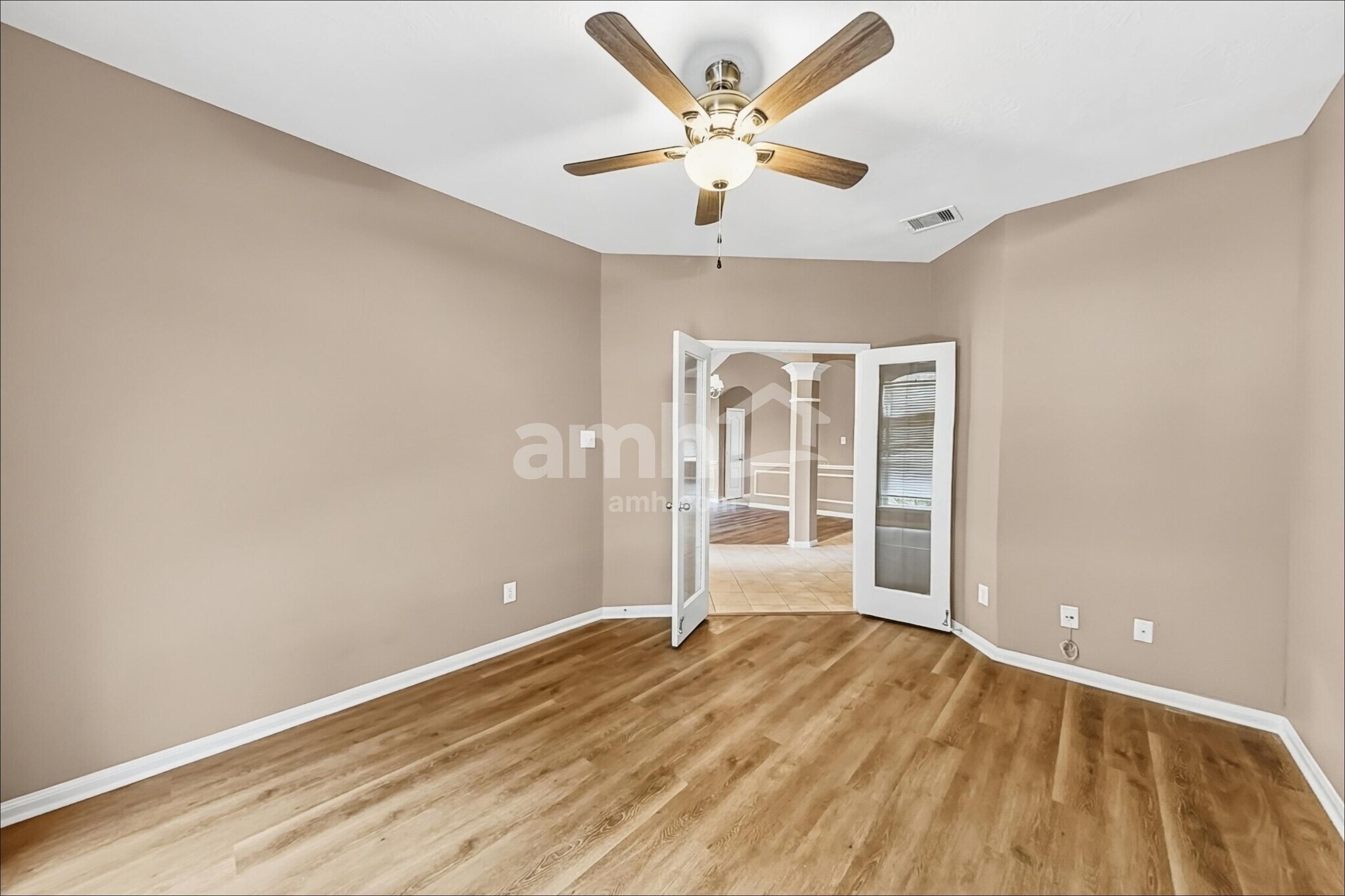 Building Photo - 2012 Haven Springs Ln