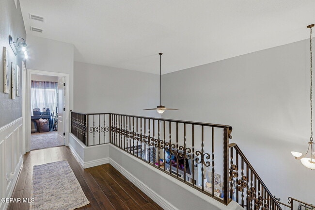 Building Photo - 11620 St Thomas Way