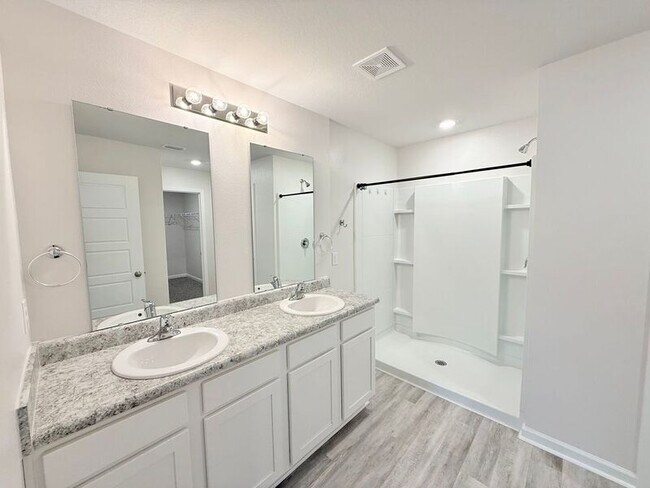 Building Photo - 6130 Native Dancer Wy