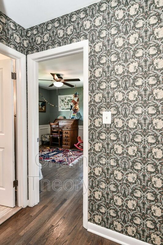 Building Photo - 1015 Woods Pl