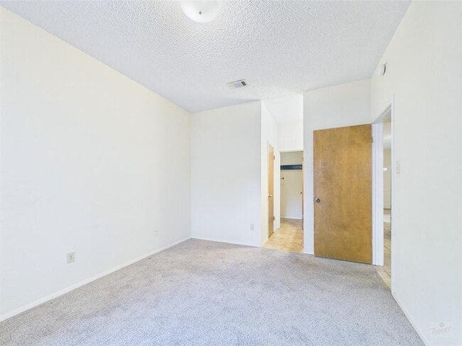 Building Photo - 4406 Avenue A
