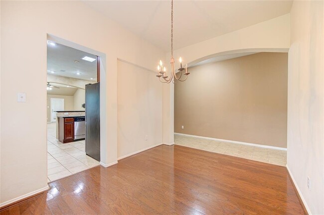 Building Photo - Shady Springs Court, Pearland, TX 77584 - ...