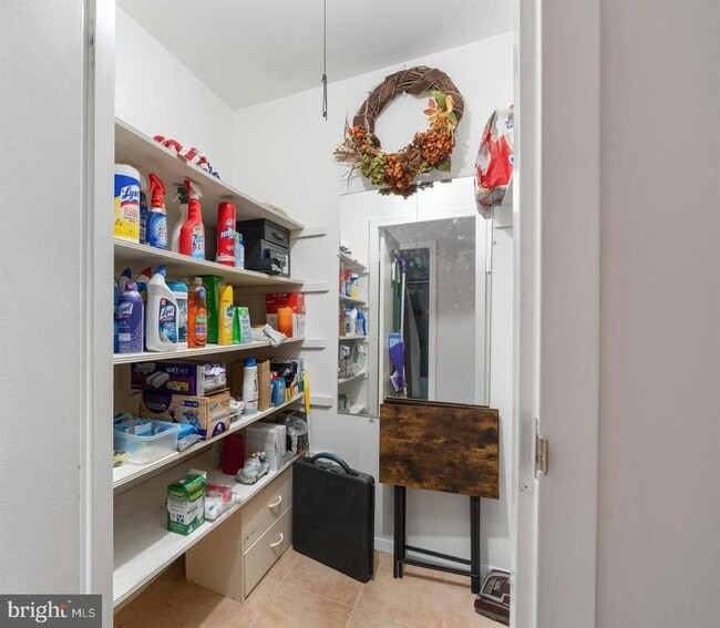 Building Photo - 9701 Fields Rd