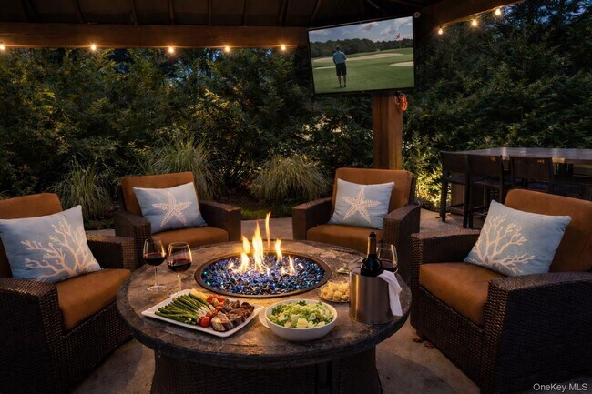 Building Photo - 205 Pine Ave