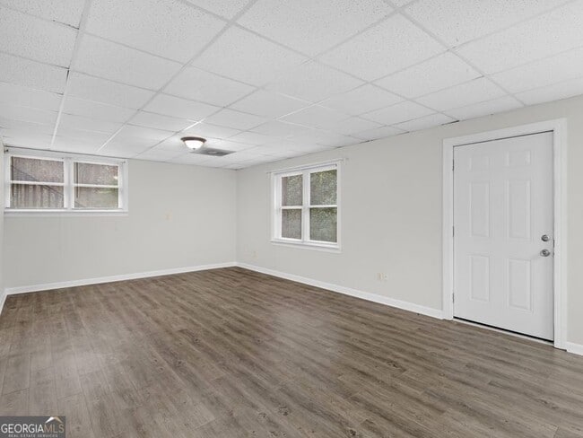 Building Photo - 63 Sentry Oak Ct