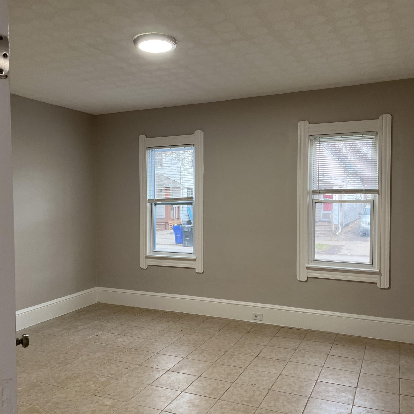 Building Photo - 3410 W 46th St