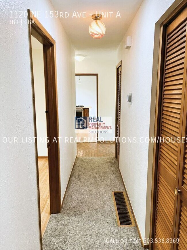 Building Photo - 1120 NE 153rd Ave