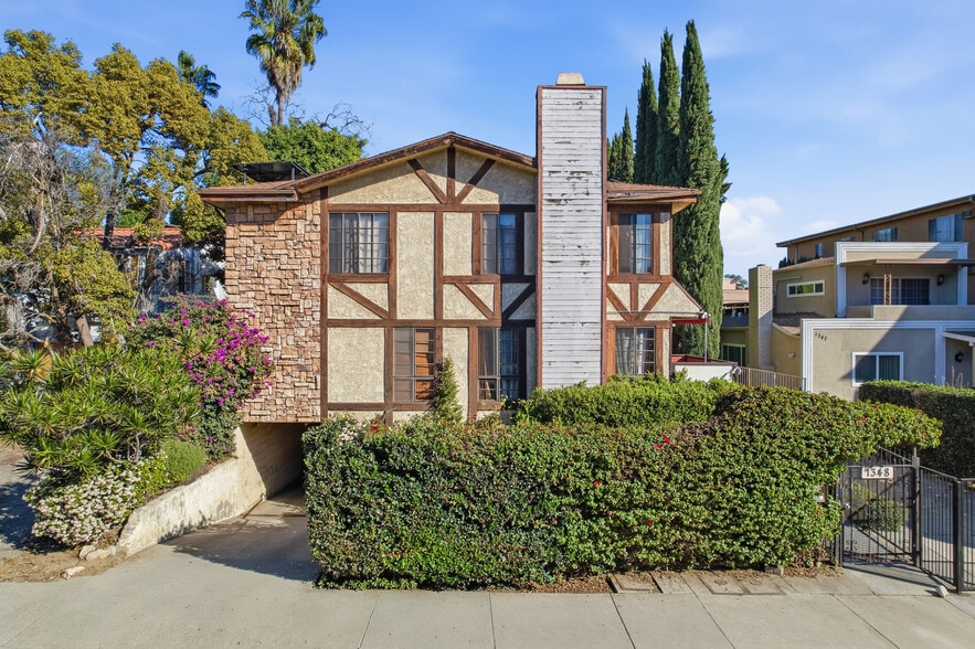 Building Photo - 1348 N Orange Dr