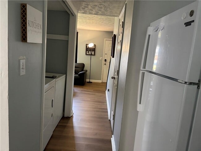 Building Photo - 5291 Stonebush Terrace