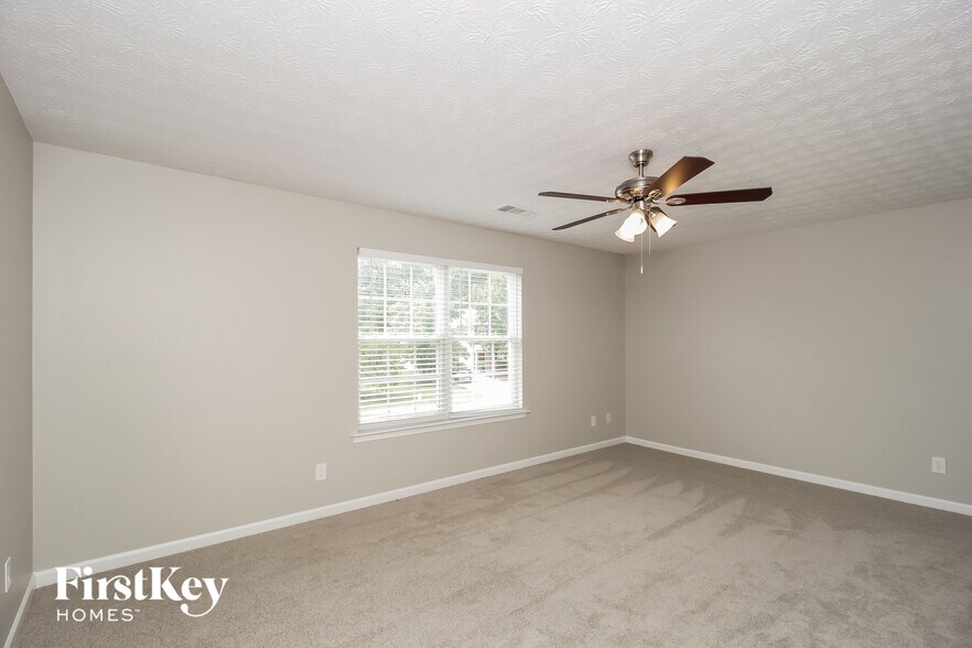 Building Photo - 6109 Buck Hollow Dr N W