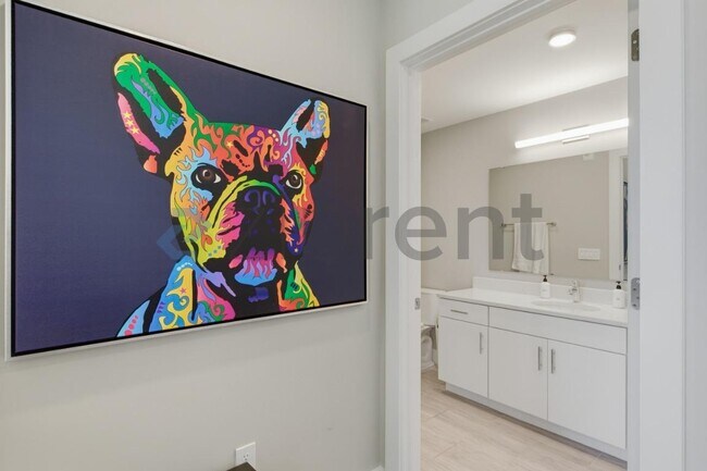 Building Photo - 214 Hunt St