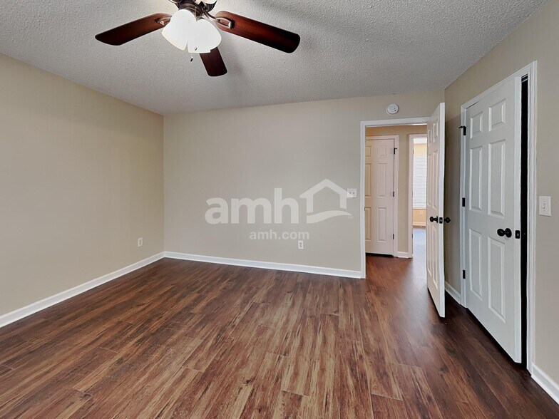 Building Photo - 123 Ivy Mill Way