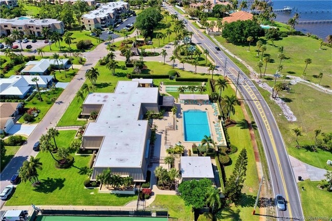 Building Photo - 1800 SE St Lucie Blvd