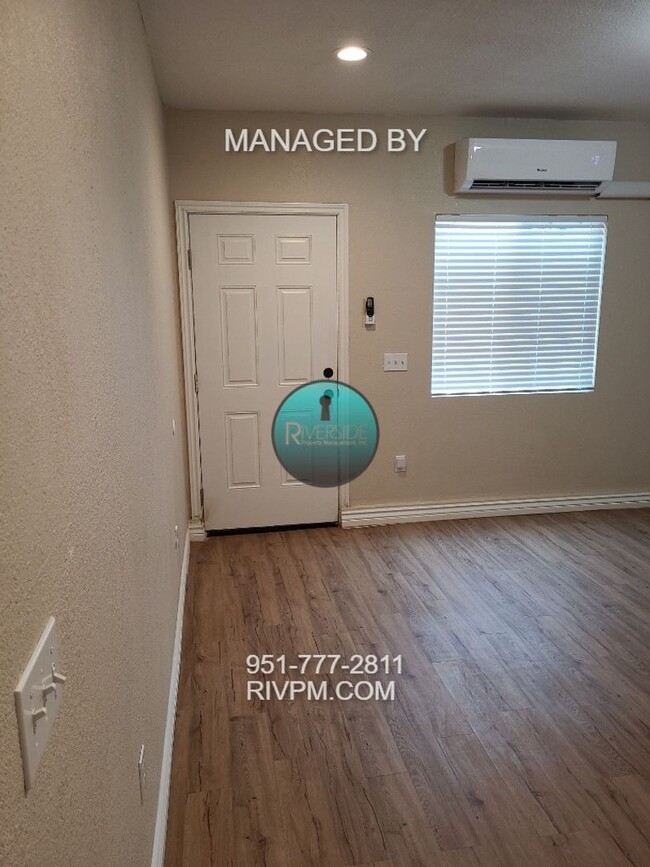 Building Photo - Available now! One bed, one bath ADU with ...