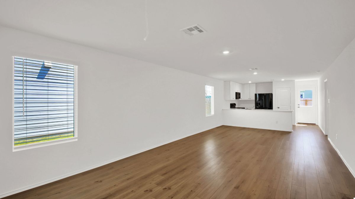 Building Photo - 136 Jack Browning Dr