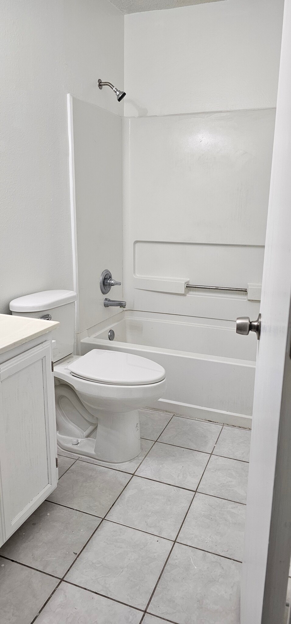 Living room restroom - 3308 Ivy Ave