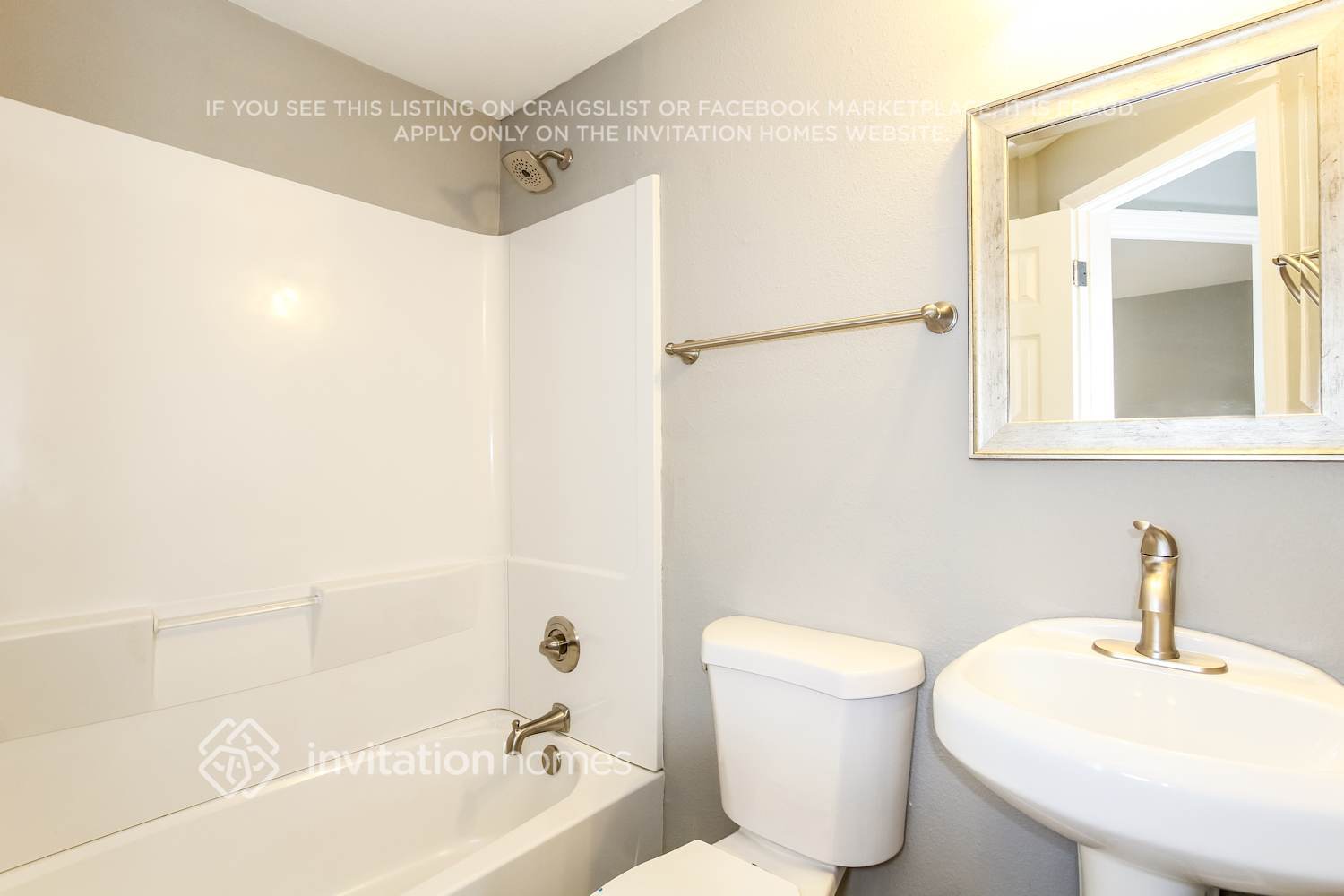 Building Photo - 14430 N 41st Ct